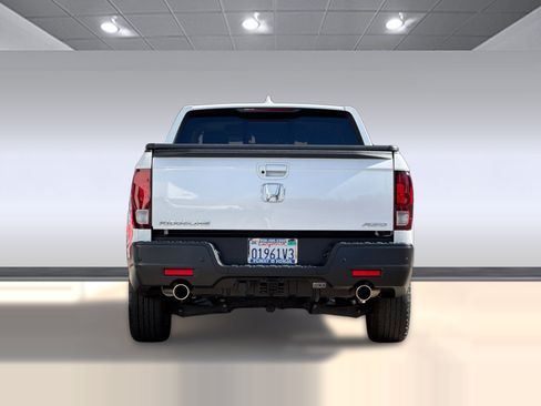 Used 2023 Honda Ridgeline RTL-E image 9