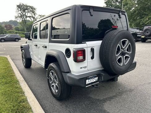 Used 2022 Jeep Wrangler Unlimited Sport AWD/4WD image 6