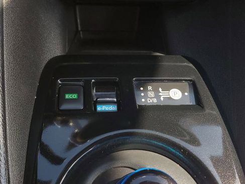 Used 2020 Nissan Leaf SL Plus image 34