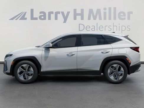 New 2026 Hyundai Tucson SEL FWD image 3