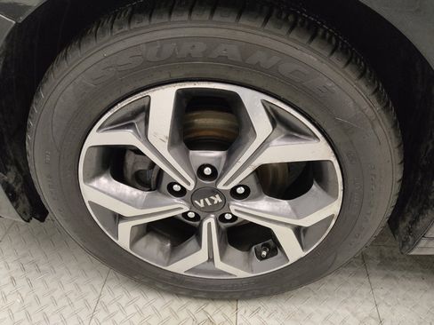 Used 2020 Kia Forte LXS image 31