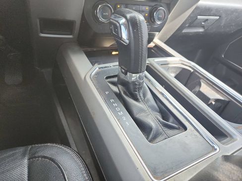 Used 2015 Ford F150 Lariat AWD/4WD image 24