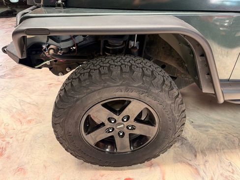 Used 2003 Jeep Wrangler Sahara AWD/4WD image 30