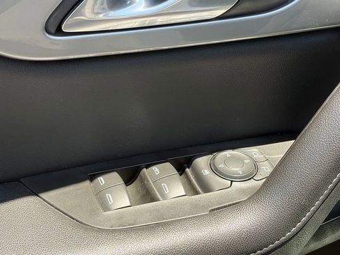 Used 2020 Chevrolet Blazer LT w/ Redline Edition FWD image 6