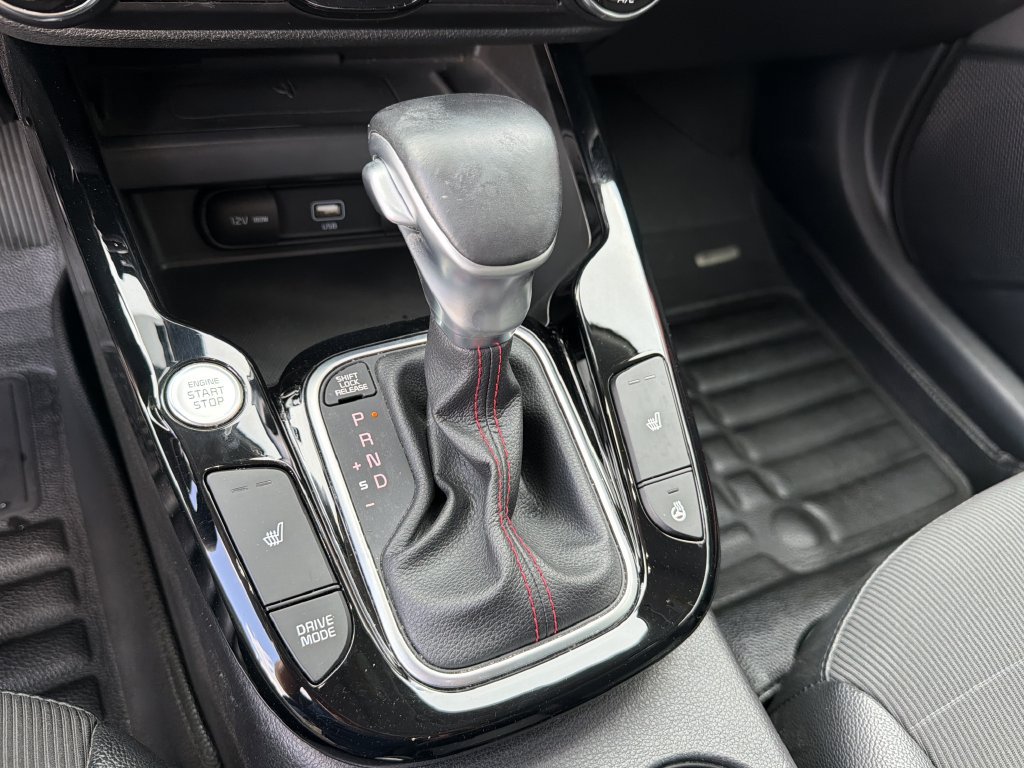 Used 2021 Kia Soul Turbo FWD image 25