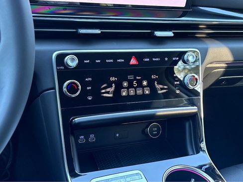 New 2026 Genesis GV80 2.5T image 13