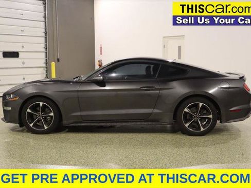 Used 2018 Ford Mustang Coupe RWD image 5