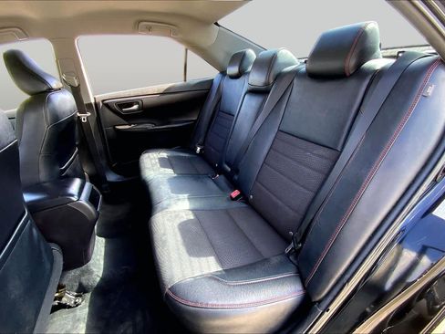 Used 2017 Toyota Camry SE FWD image 20