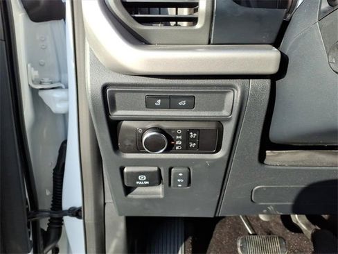 Certified 2023 Ford Expedition XLT image 17