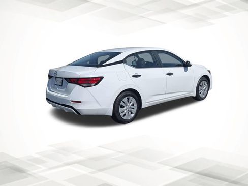 Certified 2025 Nissan Sentra S image 4