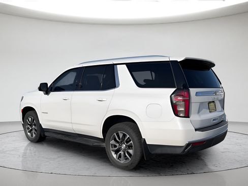 Used 2022 Chevrolet Tahoe LT w/ Luxury Package AWD/4WD image 5
