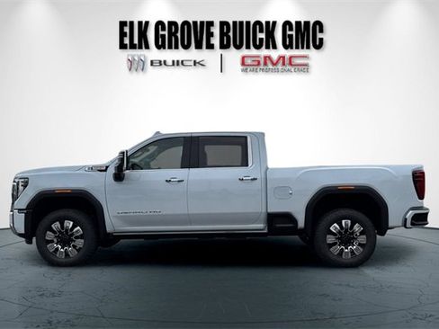 New 2026 GMC Sierra 2500 Denali w/ Denali Reserve Package image 7