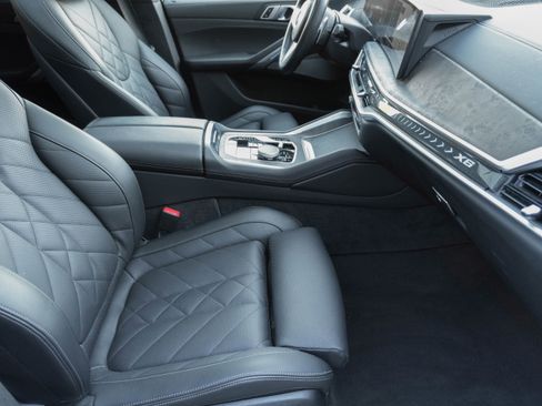 Certified 2024 BMW X6 xDrive40i w/ Premium Package image 13