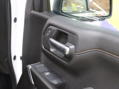 Used 2019 GMC Sierra 1500 AT4 w/ Technology Package AWD/4WD image 11