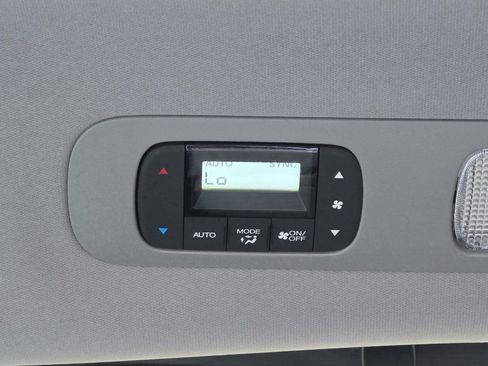 Used 2023 Honda Odyssey EX image 9