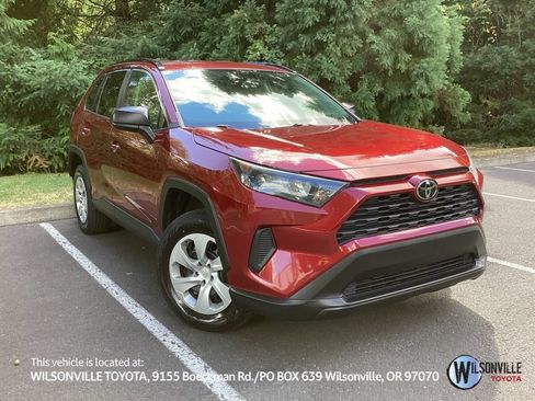 Used 2021 Toyota RAV4 LE AWD/4WD image 1