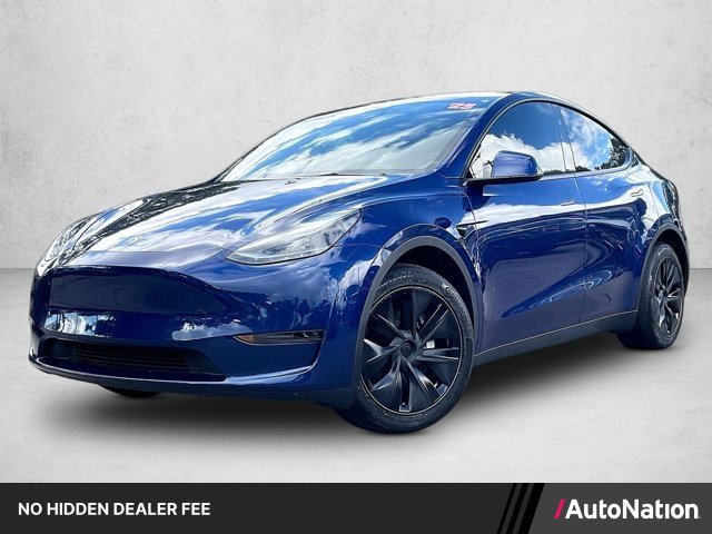 Used 2025 Tesla Model Y Long Range RWD image 1