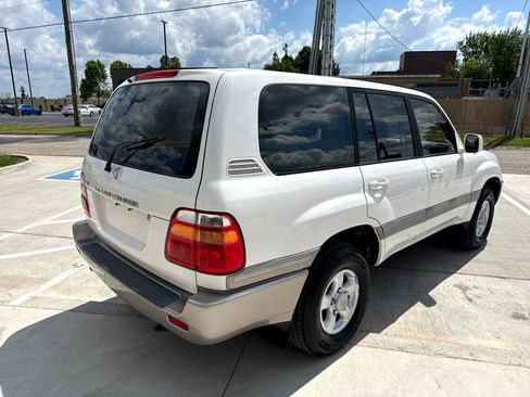 Used 1998 Toyota Land Cruiser image 10