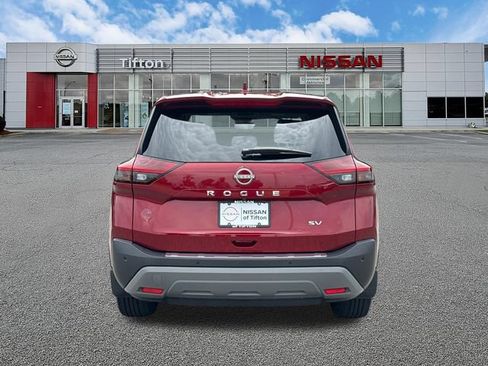 Used 2023 Nissan Rogue SV FWD image 6