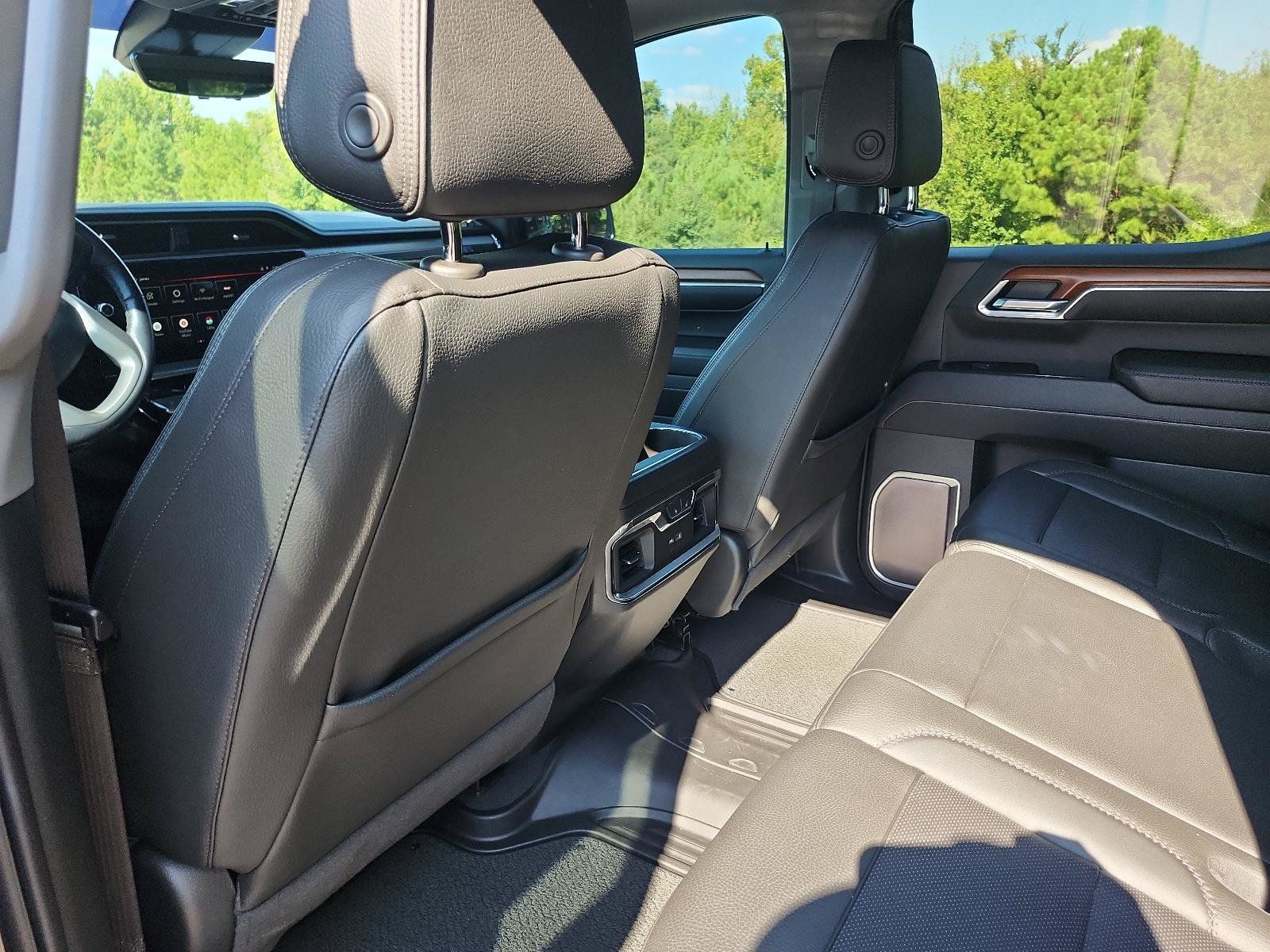 Used 2022 GMC Sierra 1500 Denali w/ Denali Reserve Package AWD/4WD image 12