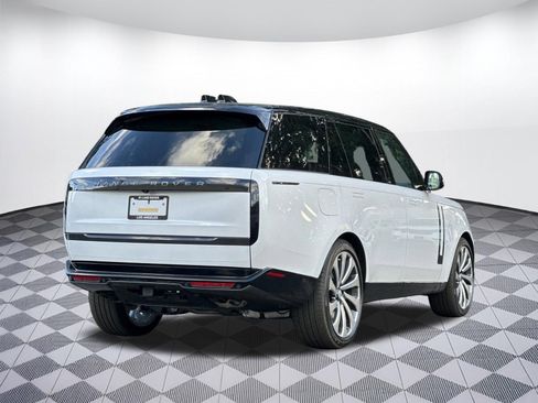 Used 2025 Land Rover Range Rover Long Wheelbase SE AWD/4WD image 6