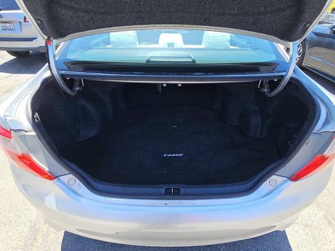 Used 2012 Toyota Camry LE FWD image 7
