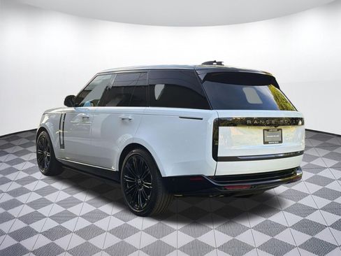 Certified 2025 Land Rover Range Rover Autobiography AWD/4WD image 3