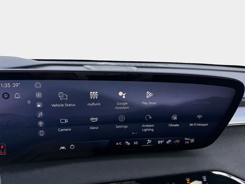 Used 2025 Buick Enclave Preferred image 29