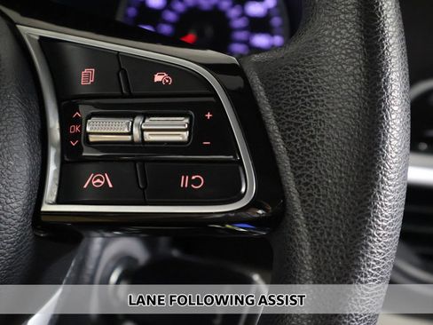 Used 2023 Kia Forte LXS FWD image 3