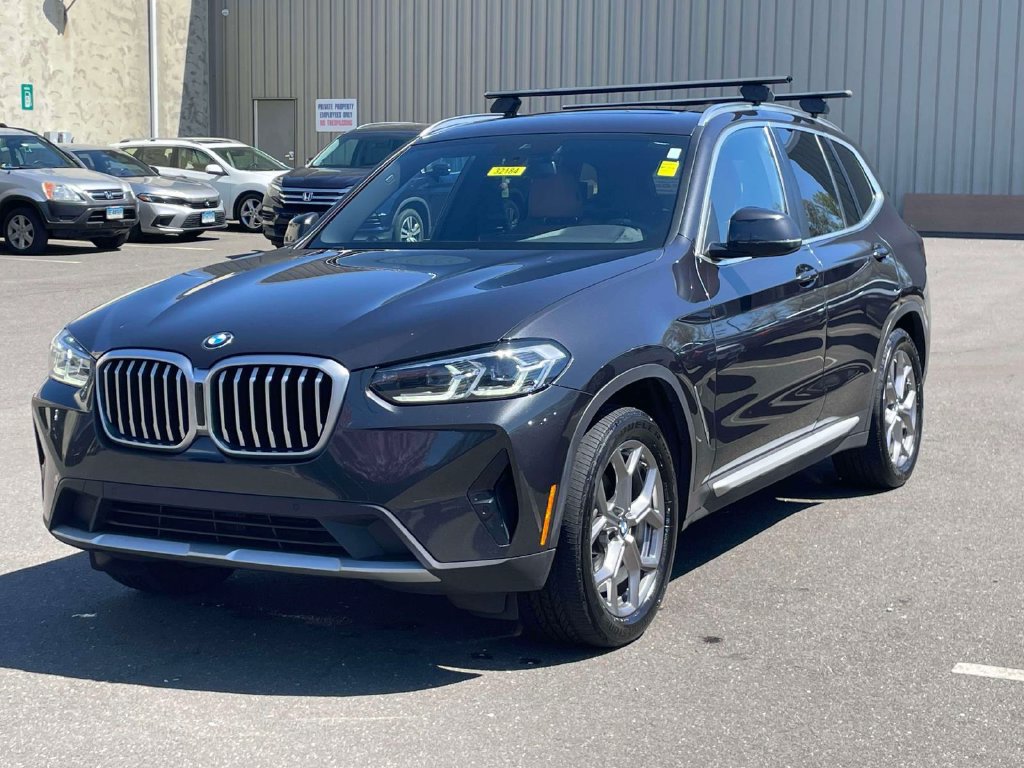 Used 2023 BMW X3 xDrive30i w/ Convenience Package w/ZPA AWD/4WD image 3