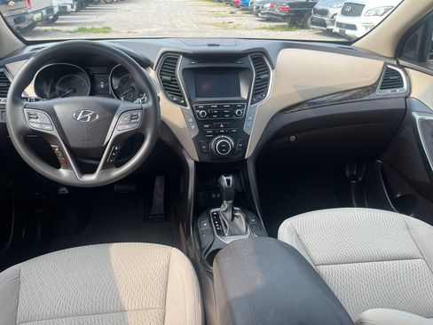 Used 2018 Hyundai Santa Fe Sport w/ 2.4L Value Package 02 image 17