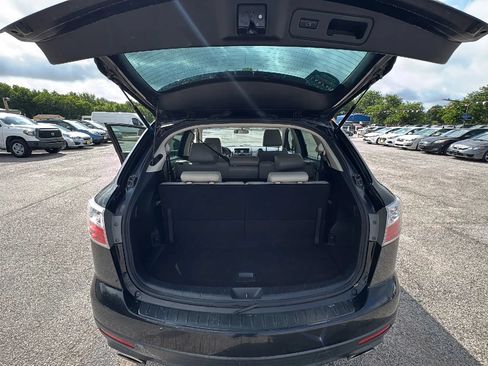 Used 2011 MAZDA CX-9 Touring w/ Moonroof & Bose Audio Pkg FWD image 14