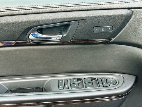 Used 2013 GMC Acadia Denali image 19