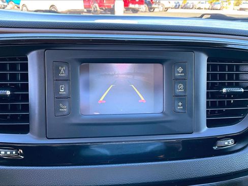 Used 2017 Chrysler Pacifica LX w/ Tire & Wheel Group image 15