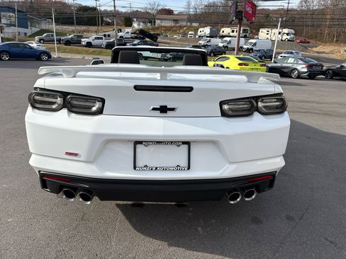 Used 2023 Chevrolet Camaro SS image 4