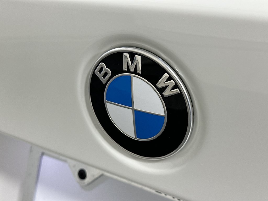Used 2026 BMW 330i Sedan w/ Convenience Package RWD image 22