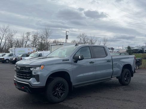 Used 2024 Chevrolet Silverado 1500 LT Trail Boss image 3