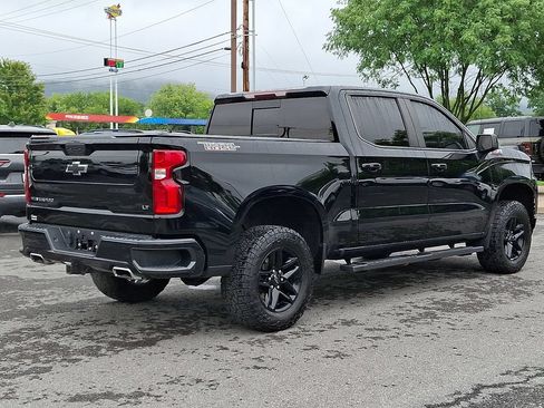 Used 2021 Chevrolet Silverado 1500 LT Trail Boss w/ Convenience Package II AWD/4WD image 8