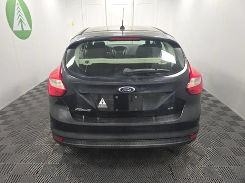 Used 2014 Ford Focus SE FWD image 5