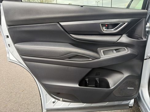 Certified 2023 Subaru Ascent Limited w/ Technology Package image 17