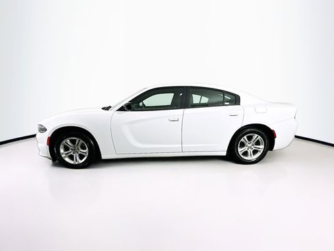 Used 2023 Dodge Charger SXT image 4