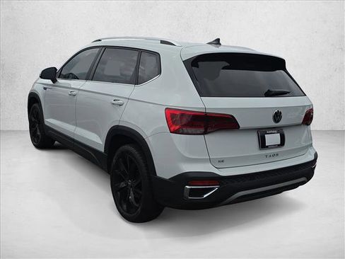 Used 2022 Volkswagen Taos SE image 7