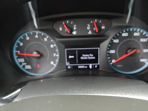Used 2018 Chevrolet Equinox LT FWD image 46