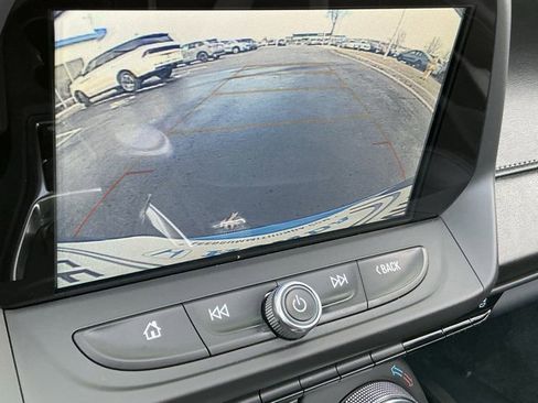 Used 2018 Chevrolet Camaro LT image 29