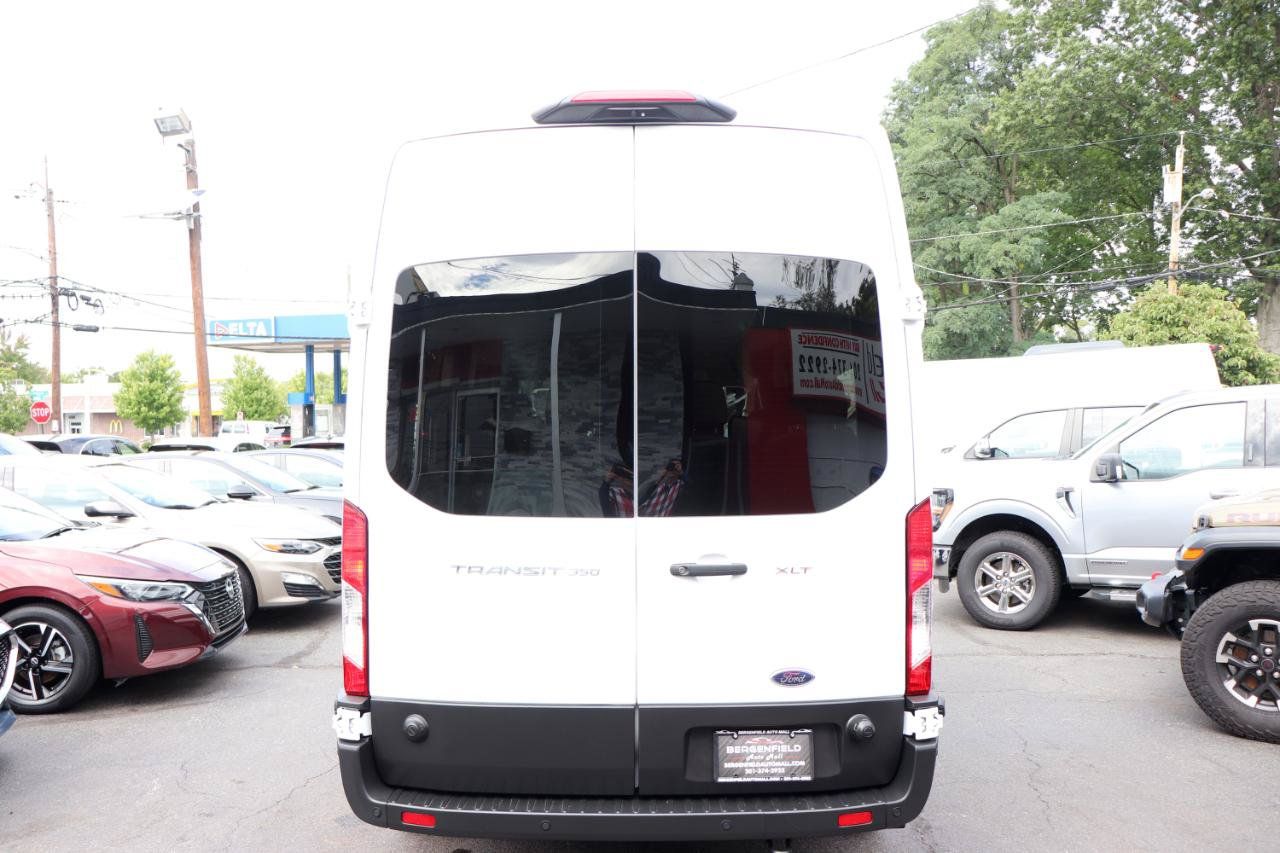 Used 2024 Ford Transit 350 XLT RWD image 4