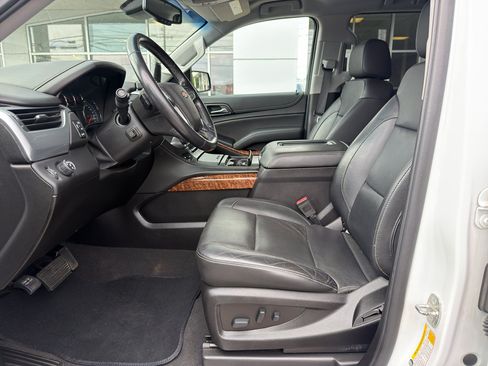 Used 2019 Chevrolet Tahoe Premier RWD image 22