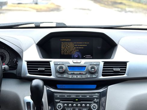 Used 2012 Honda Odyssey EX-L image 16