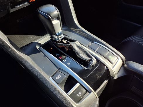 Used 2020 Honda Civic Sport image 12