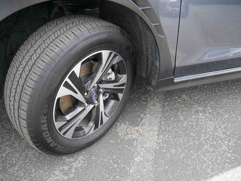 Used 2024 Subaru Crosstrek 2.0i Premium w/ Crosstrek Mirror Package AWD/4WD image 9