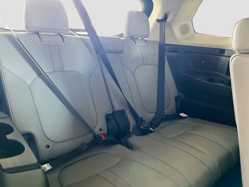 Used 2025 Honda Pilot Touring image 30